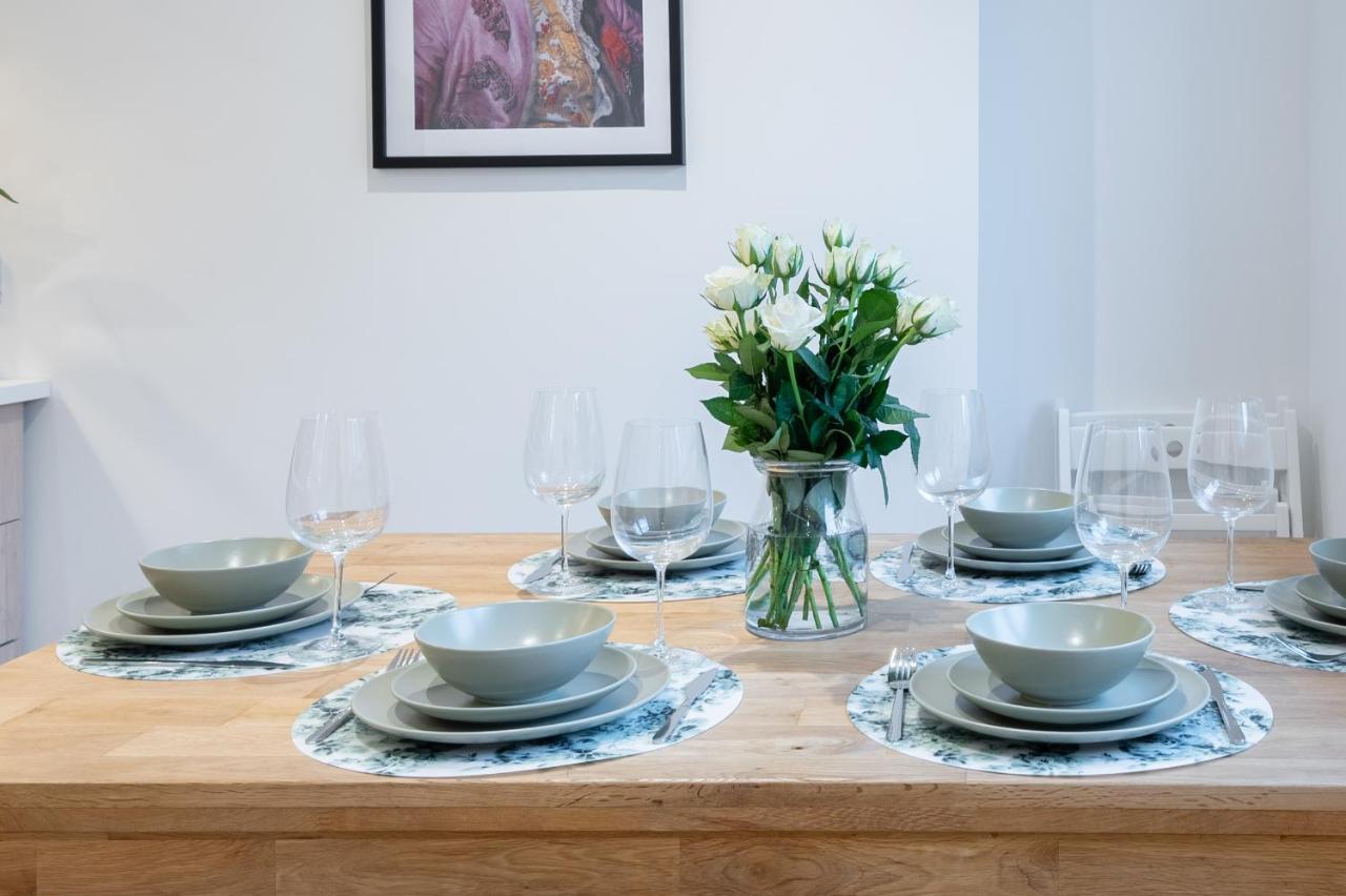 The Pinkish House - 4 Bed Home In The Town Centre Blairgowrie and Rattray Kültér fotó