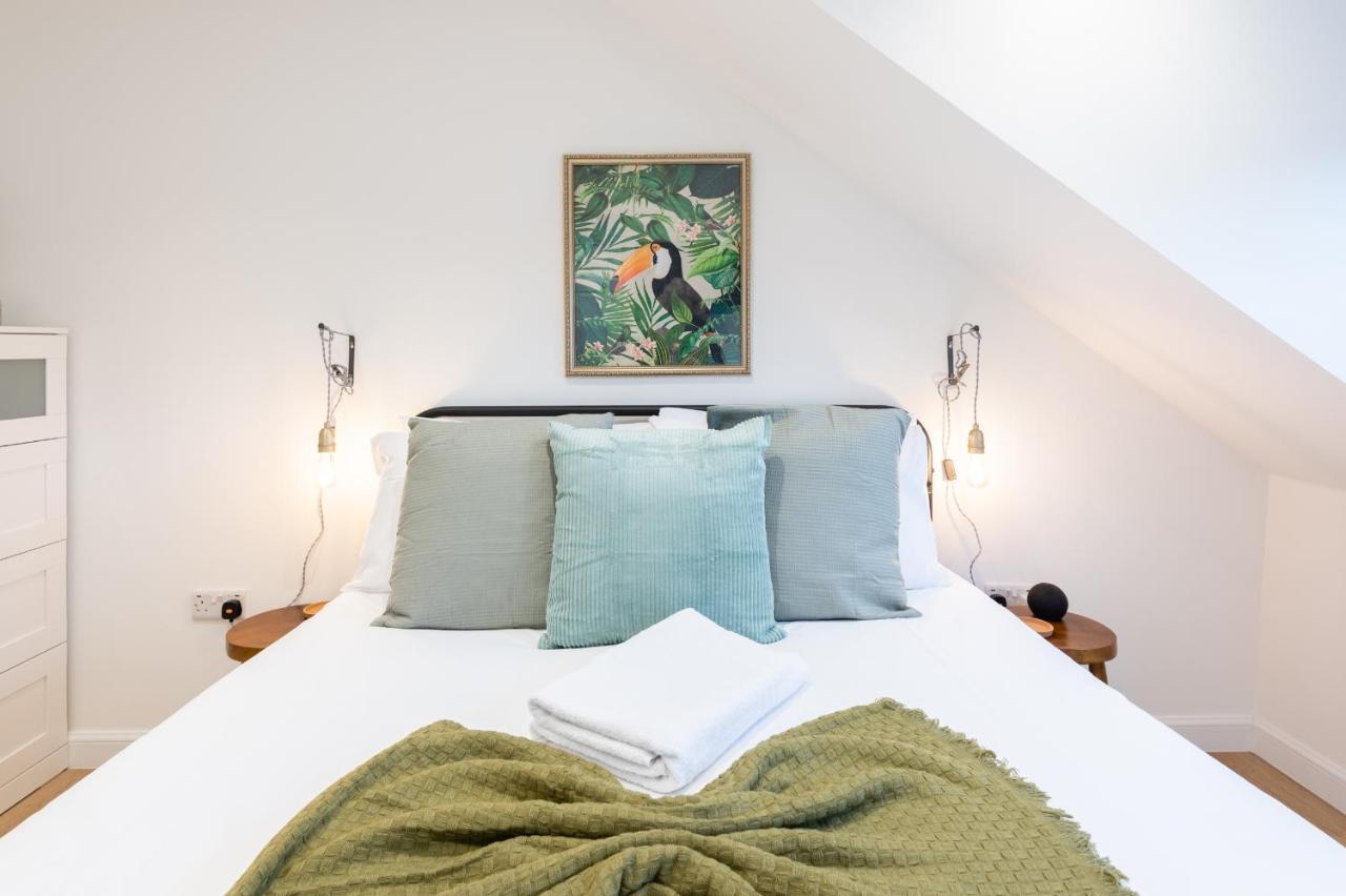 The Pinkish House - 4 Bed Home In The Town Centre Blairgowrie and Rattray Kültér fotó