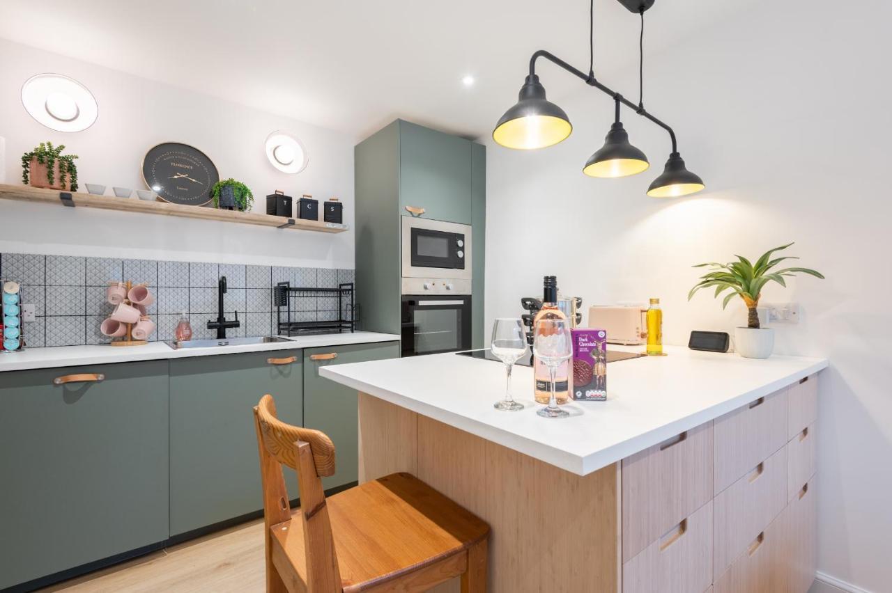 The Pinkish House - 4 Bed Home In The Town Centre Blairgowrie and Rattray Kültér fotó